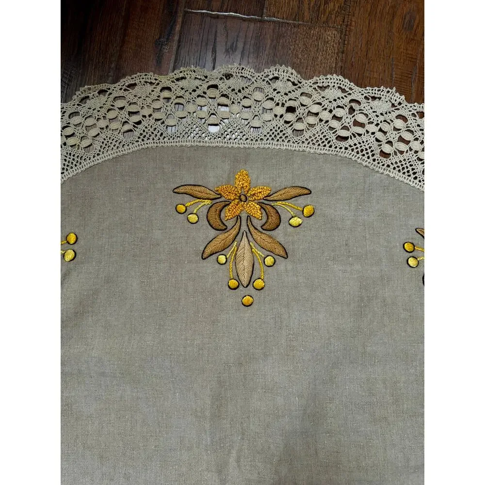 Vintage Circular Table Cover Harvest Yellow Embroidered Floral Crochet Lace Trim